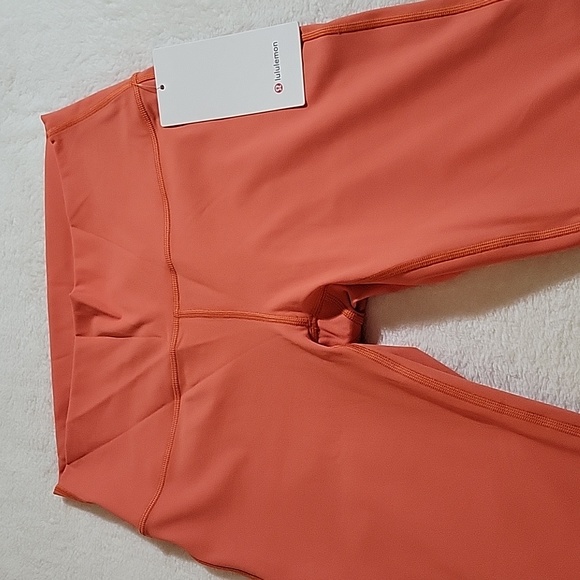 LULULEMON WUNDER UNDER HR TIGHT 25" SIZE 10 - Picture 7 of 12